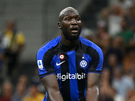 Inter Milan đề nghị Chelsea giảm giá Romelu Lukaku