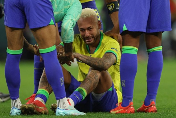 Neymar và đội tuyển Brazil tại tứ kết World Cup 2022